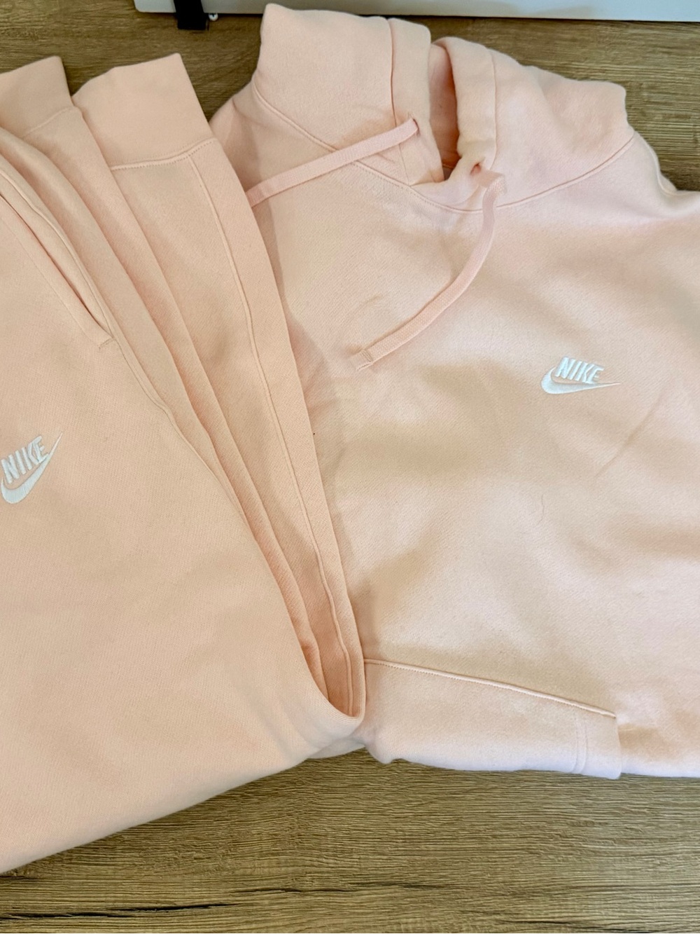 Nike Pink Men's Hoodie and Sweatpants Set